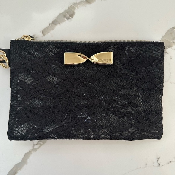 Victoria’s Secret Black Floral Lace Small Clutch 8” X 5” Plastic Lined Gold Bow - Picture 4 of 9